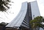 "Eu acho que é impossível", diz arquiteto sobre descida de skate de rampa gigante