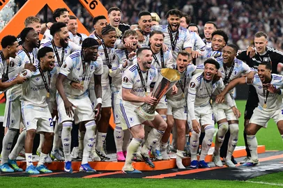 YASIN AKGUL / AFP aston villa campeão Editoria: SPOLocal: IstanbulIndexador: YASIN AKGULSecao: soccerFonte: AFPFotógrafo: STF<!-- NICAID(16289607) -->