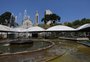 Livreiros começam a montar as bancas para a 40ª Feira do Livro de Caxias do Sul; veja fotos