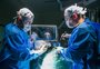 Médicos gaúchos que realizaram primeira neurocirurgia robótica da América Latina recebem homenagem