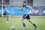 RS - FUTEBOL/ TREINO GREMIO 2023 - ESPORTES - Jogadores do Gremio realizam treino técnico durante a manha desta quarta-feira, no CT Luiz Carvalho, na preparação para a partida valida pelo Campeonato Brasileiro 2023. FOTO: LUCAS UEBEL/GREMIO FBPANa foto: Ronald, volante do Grêmio<!-- NICAID(15600528) -->