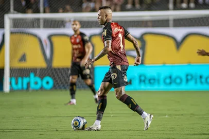 Luan, em seu último jogo pelo Vitória, em 27/3/2024. <!-- NICAID(15874766) -->
