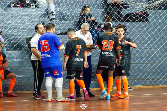 Divulgação Vamo Dale FC