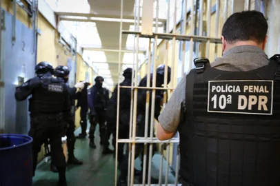 PORTO ALEGRE, RS, BRASIL,  13/04/2022-Transferência de presos da Cadeia Pública de Porto Alegre (CPPA)  para a Penitenciária de Alta Segurança de Charqueadas (PASC). Foto: Jonathan Silva/ Susepe/Divulgação<!-- NICAID(15067419) -->