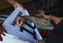 Medina doa prancha e camiseta autografada: os 90 itens do leilão solidário que ocorre nesta segunda 