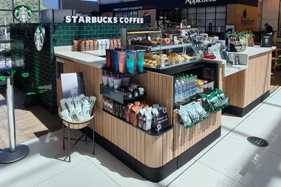 Starbucks Brasil<!-- NICAID(15006272) -->