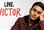 "Love, Victor": ator diz ter recebido ameaças de morte por interpretar personagem gay