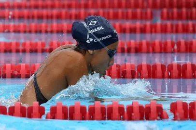 Ana Carolina Vieira, natação