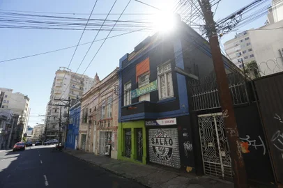 PORTO ALEGRE, RS, BRASIL,  16/04/2021- Garagem Hermética: localizado na rua Doutor Barros Cassal, 386 o reduto do underground em Porto Alegre que deixou uma geração de roqueiros órfã.  Foto: Lauro Alves  /  Agencia RBS<!-- NICAID(14759510) -->