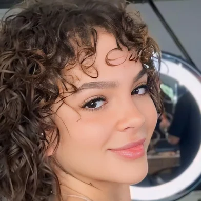 Mel Maia<!-- NICAID(15904239) -->