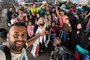 12/11/2023, Selfie de Hasan Rabee com o grupo de brasileiros instantes antes de concretizarem a saída de Gaza. Foto: Arquivo pessoalLocal: GazaIndexador: Arquivo pessoal<!-- NICAID(15595032) -->