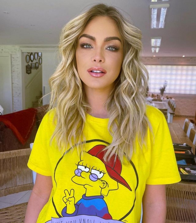 Bárbara Heck<!-- NICAID(14998891) -->