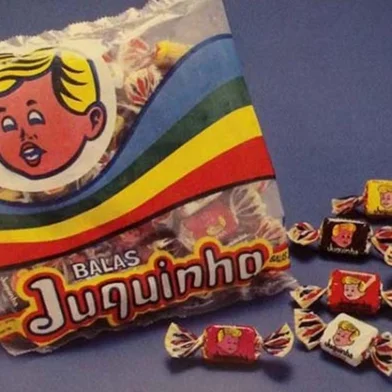 Embalagem antiga da bala Juquinha<!-- NICAID(15461300) -->