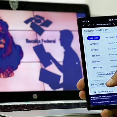 Brasília (DF), 01/04/2025 - IR 2025: Declaração pré-preenchida é liberada com previsão de 57% de adesão. A expectativa é que a ferramenta seja usada para mais da metade das declarações enviadas em 2025. Foto: Joédson Alves/Agência Brasil<!-- NICAID(16085175) -->