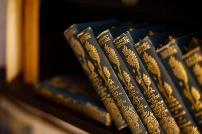 Porto Alegre, RS, BrasilExposição com edições raras da literatura mundial na Biblioteca Pública do RS.Indexador: Jonathan Hgeckler<!-- NICAID(15728391) -->