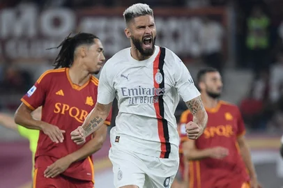 Giroud, Milan