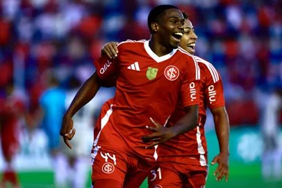 Jeff Botega / Agencia RBS Porto Alegre, RS, Brasil - Campeonato Gaúcho 2026. Chegada do Internacional do Estádio Francisco Noveletto, o Passo D’Areia, para enfrentar o Monsoon.<!-- NICAID(16205036) -->