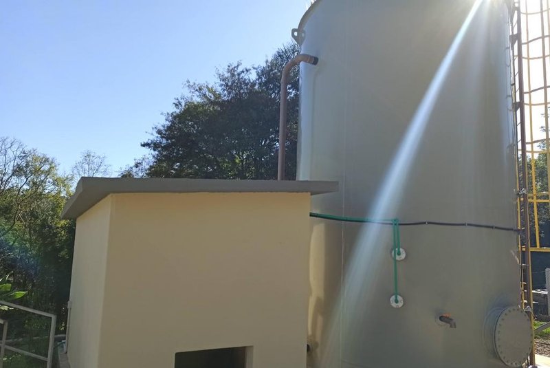 startup apresenta em Caxias solução para cadeia do biogás. biodigestor permite aquecimento e agitação de materiais orgânicos. <!-- NICAID(15067482) -->