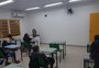 Dois diretores de escolas de Porto Alegre dizem ter sido afastados após apontarem más condições; prefeitura nega relação