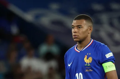 Mbappé, futebol, França