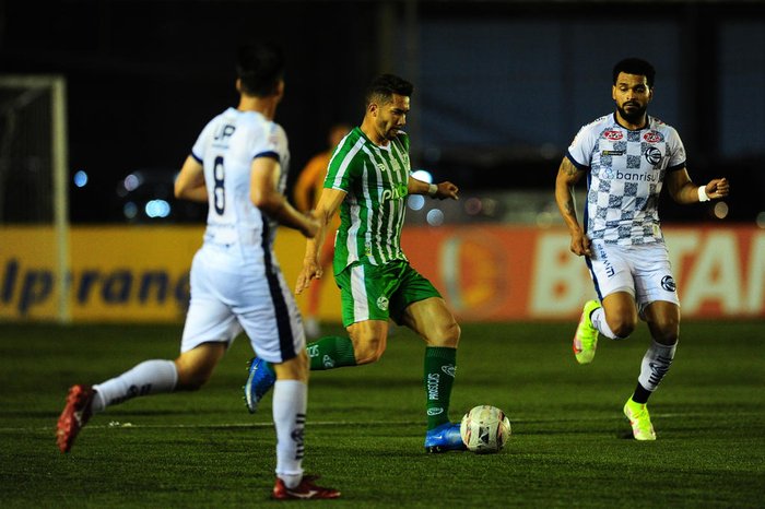 Aprenda de maneira simples como ganhar arrancada no futebol