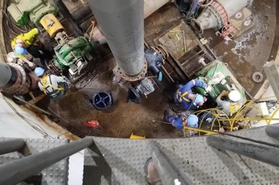A cidade de Uruguaiana, na Fronteira Oeste, retomou o abastecimento de água parcialmente após ficar pelo menos 13 horas com o fornecimento interrompido. Conforme a empresa BRK, concessionária responsável pelo serviço no município, a previsão é que a situação seja normalizada em toda a cidade até o final do dia desta quinta-feira (2).<!-- NICAID(15946035) -->