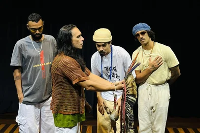 O Sesc realiza, entre os dias 13 e 26 de agosto, o primeiro circuito do Sonora Brasil 2026, levando o coletivo baiano Cabokaji a dez municípios do Estado. A programação reúne apresentações musicais e oficinas em Canoas, Caxias do Sul, Bento Gonçalves, Passo Fundo, Carazinho, Ijuí, Santa Rosa, Alegrete, Rio Grande, Pelotas e Porto Alegre.<!-- NICAID(16341472) -->