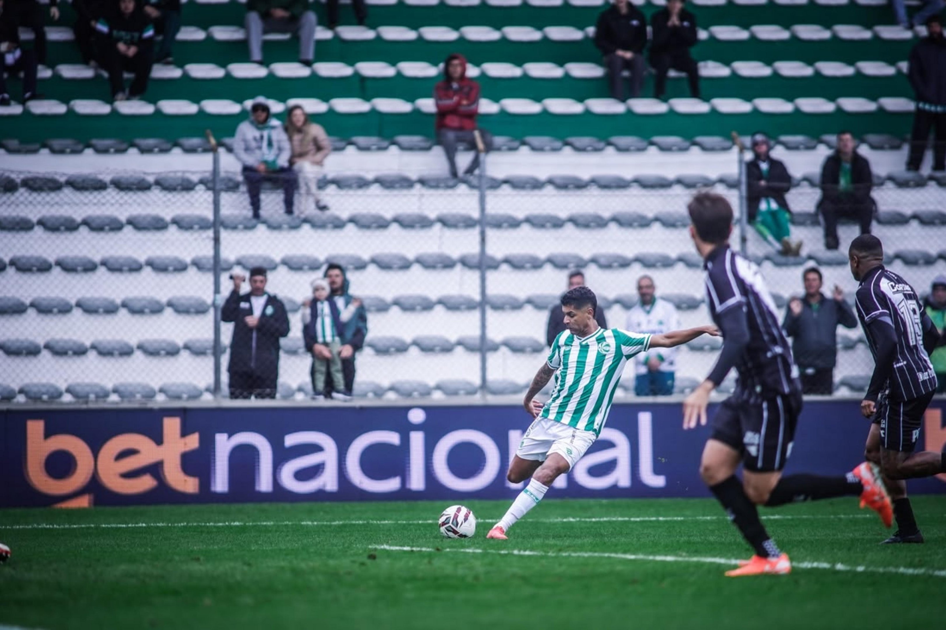 O jogador que ganhou espaço no Juventude e se tornou o novo titular da equipe