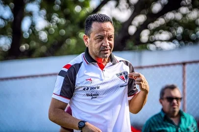 Paulinho Kobayashi
