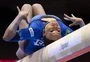 Rebeca Andrade se garante em três finais no Mundial de ginástica