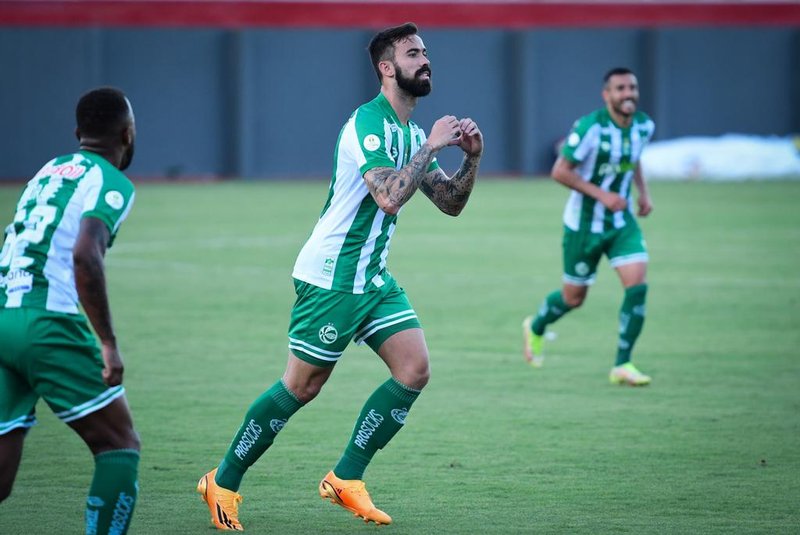 Meia Matheus Vargas faz o gol do empate entre Tombense x Juventude pela 31ª rodada da Série B.<!-- NICAID(15563095) -->