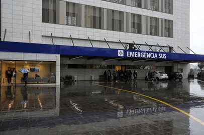 Porto Alegre, RS, Brasil, 16-10-2023:  Emergência. Hospital Santa Casa de Misericórdia completa 220 anos. Foto: Mateus Bruxel / Agência RBSIndexador: Andre Avila<!-- NICAID(15570026) -->