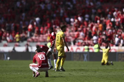 PORTO ALEGRE, RS, BRASIL, 19-04-2026: Internacional x Mirassol, partida válida pela 9ª rodada do Campeonato Brasileiro 2026. O jogo ocorre no estádio Beira-rio, em Porto Alegre. Foto: Bruno Todeschini/Agência RBSIndexador: Bruno Todeschini<!-- NICAID(16268868) -->