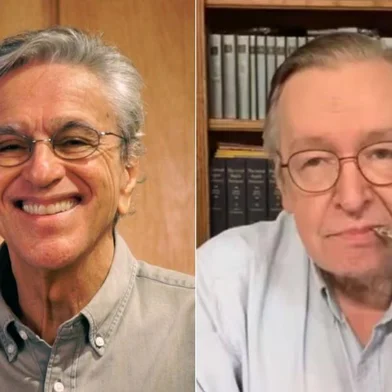 Caetano Veloso consegue penhora de receita de livros de Olavo de Carvalho.<!-- NICAID(15696683) -->