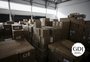 Dois meses após reportagem, como estão os galpões da Smed onde materiais escolares estavam acumulados e sem uso