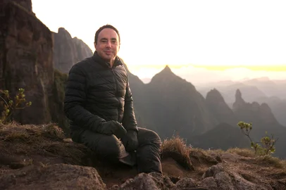 O repÃ³rter Pedro Bassan em uma das paisagens mais bonitas do Brasil<!-- NICAID(15567189) -->