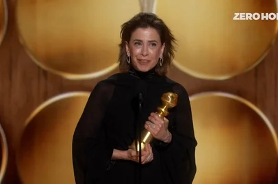 Fernanda Torres se consagrou como melhor atriz em filme de drama no Globo de Ouro 2025. A interpretação como Eunice Paiva, em "Ainda Estou Aqui", foi considerada a melhor do ano passado pelos votantes da premiação que abre a temporada. Esta é a primeira vez um brasileiro leva o Globo de Ouro por atuação.Fernanda desbancou Nicole Kidman, que disputava por "Babygirl"; Angelina Jolie, por "Maria"; Tilda Swinton, indicada por "O Quarto ao Lado"; Kate Winslet, de "Lee"; e Pamela Anderson, que teve um retorno aclamado à indústria com "The Last Showgirl".