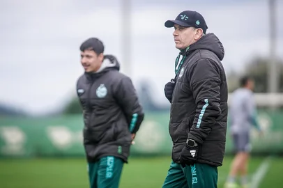 Juventude treinou para enfrentar o Bragantino com técnico Claudio Tencati<!-- NICAID(16045231) -->
