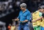 Renato lamenta "apagão" do Grêmio em empate com o Corinthians e reclama de arbitragem: "Vergonha"