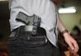Rodrigo Lopes: há algo de errado quando uma sociedade permite a um cidadão guardar 60 armas em casa