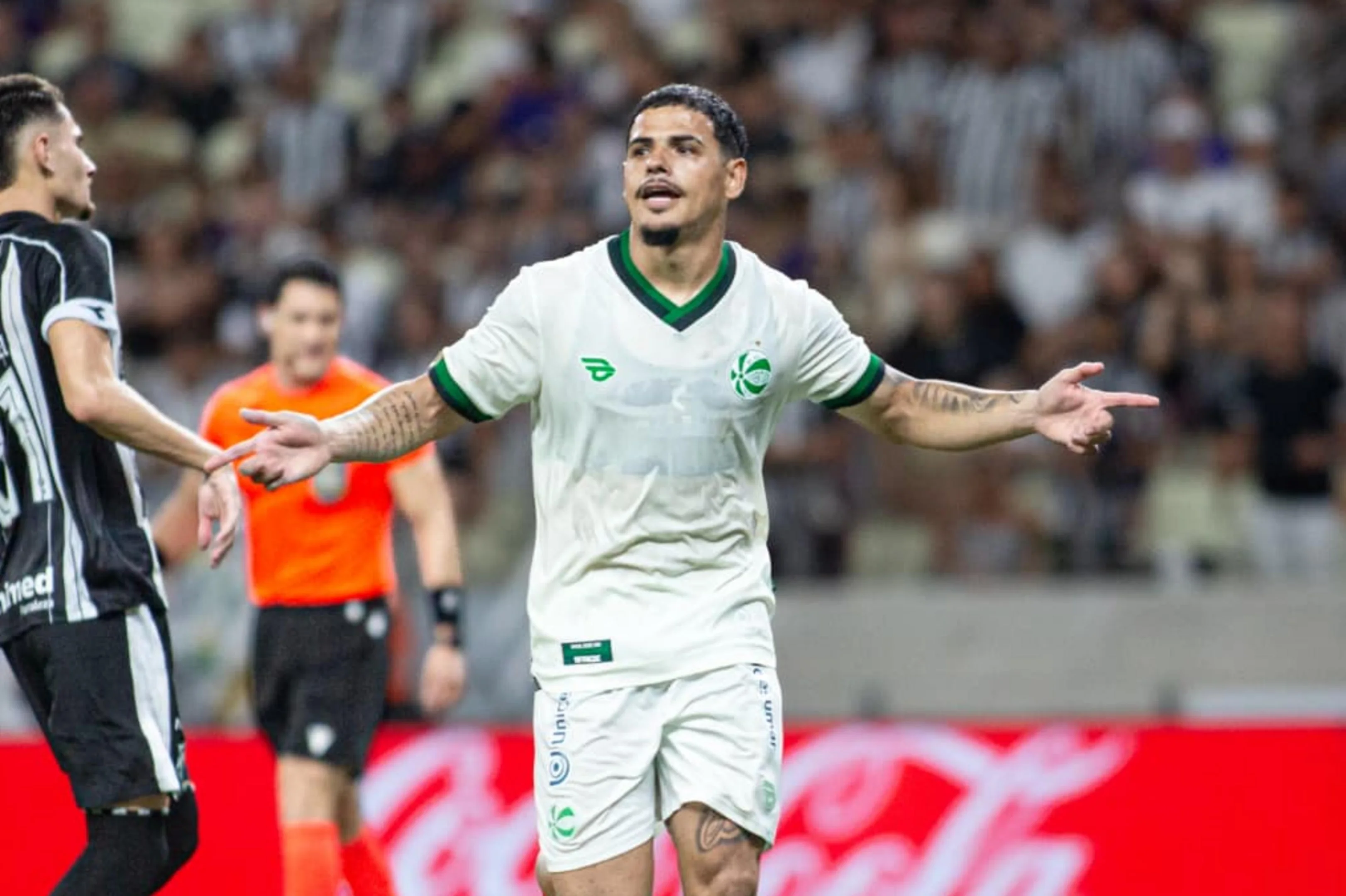 Late Penalty Denies Juventude Serie B Lead in Controversial 2-2 Draw with Ceara