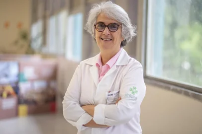 Nadine CLausell deixa a presidência do Hospital de Clínicas de Porto Alegre em 2 de julho <!-- NICAID(15795085) -->