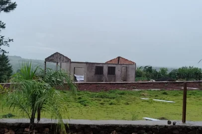 Temporal causou transtornos em 31 cidades do Rio Grande do Sul<!-- NICAID(16168732) -->