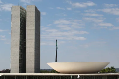 PalÃ¡cio do Congresso Nacional na Esplanada dos MinistÃ©rios em BrasÃ­liaPalácio do Congresso Nacional na Esplanada dos Ministérios em Brasília Foto: Fabio Rodrigues Pozzebom / Agência Brasil/ DivulgaçãoLocal: BrasÃ­liaIndexador: Fabio Rodrigues Pozzebom/AgÃªnciFonte: AgÃªncia Brasil/Empresa Brasil dFotógrafo: Reporter Fotografico<!-- NICAID(14820036) -->