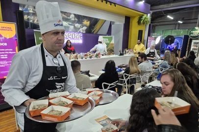 Capacitação gastronomica risoto fenadoce<!-- NICAID(16337949) -->