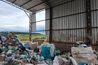 Três homens e uma mulher foram resgatados de condições análogas à escravidão em Bom Jesus, nos Campos de Cima da Serra, na quarta-feira (8). De acordo com o Ministério Público do Trabalho (MPT), o grupo trabalhava para uma cooperativa que faz a triagem do lixo do município da Serra. O órgão afirma que a empresa foi contratada em junho do ano passado pela prefeitura.<!-- NICAID(15950901) -->