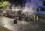 Ônibus pega fogo no bairro Camaquã, na zona sul de Porto Alegre