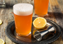 O drink com cerveja que mais cresce nos EUA e pode virar febre no Brasil; saiba como preparar