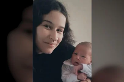 Kauany Martins Kosmalski, 18 anos, do filho dela o bebê Miguel, de dois meses, assassinados em Esteio (22/7/2025)<!-- NICAID(16086331) -->