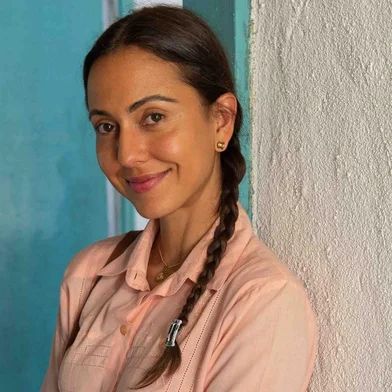 Anita (Julia Mendes) , mar do sertão<!-- NICAID(15342349) -->